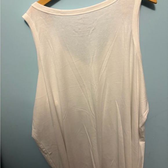 Torrid White V-Neck Women's Top 6x - Picture 4 of 4